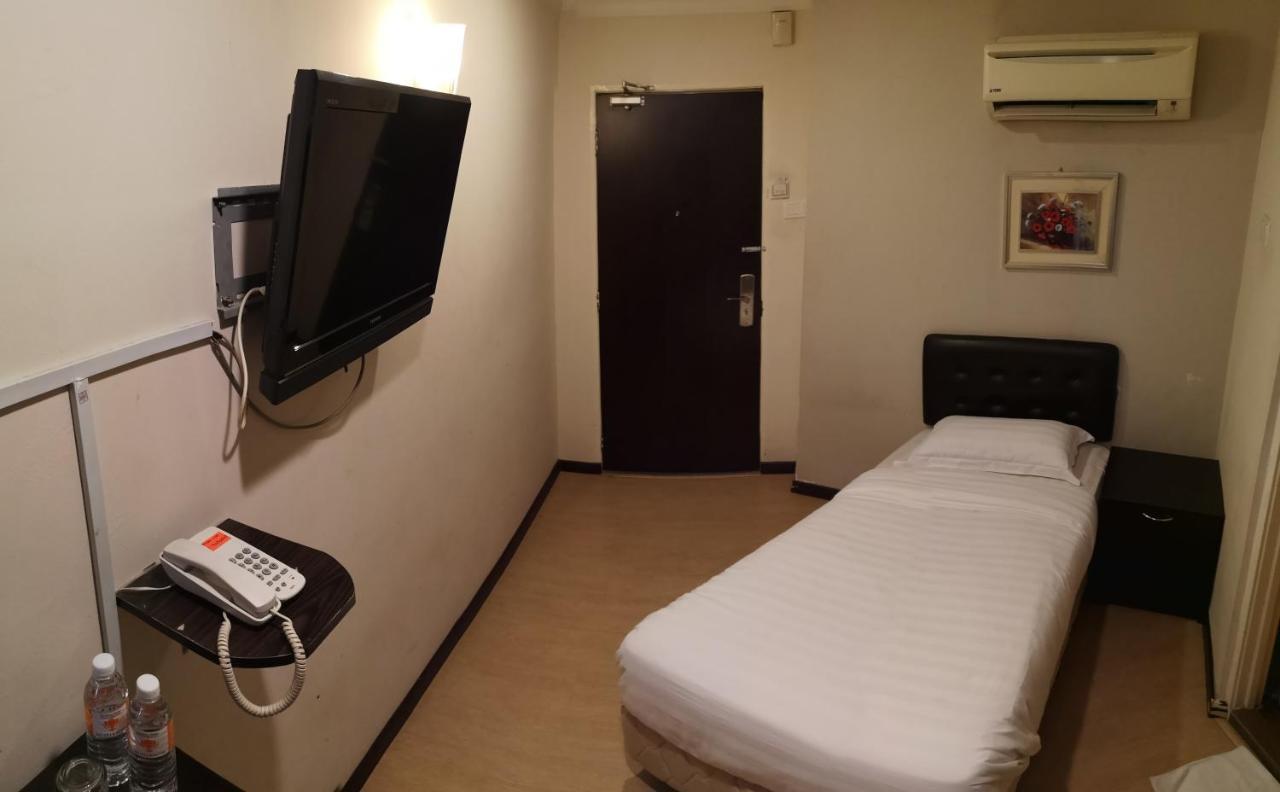 Sai Villa Hotel Near Klia & Klia2 Nilai Exterior foto